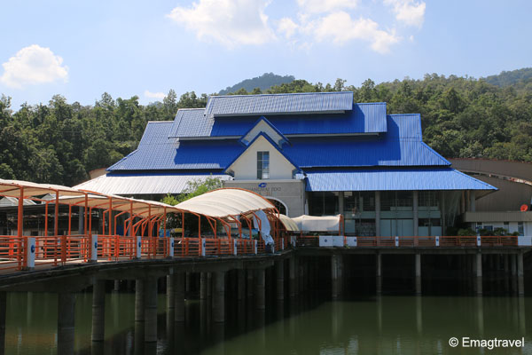Chiangmai Zoo Aquarium