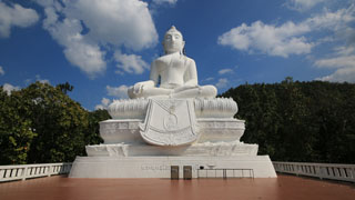 วัดพระธาตุแม่เย็น