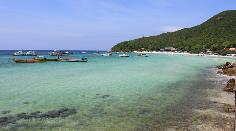 ที่พักเกาะล้าน วิวสวย ที่พักหลากหลาย จองง่ายที่ผ่าน Traveloka